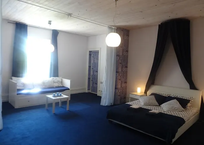 Bed & Breakfast Chateau De 3*