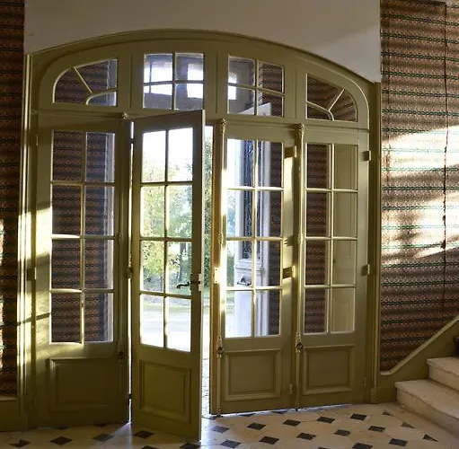 Bed & Breakfast Chateau De Nettancourt