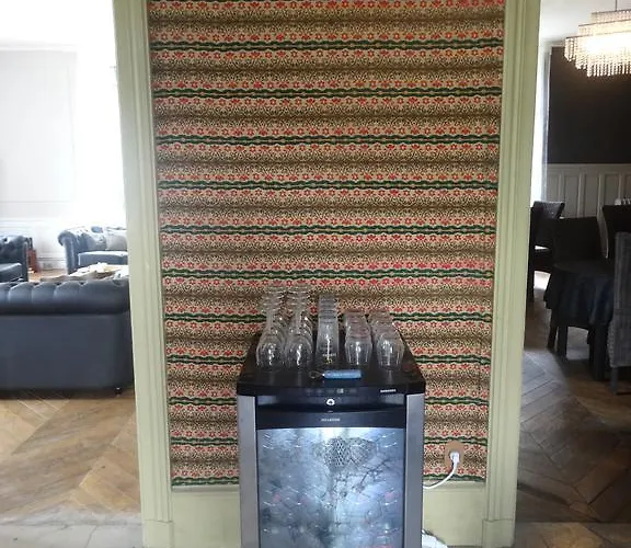 Bed & Breakfast Chateau De 3*