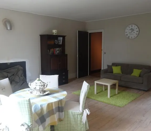 Bed & Breakfast Chateau De 3*