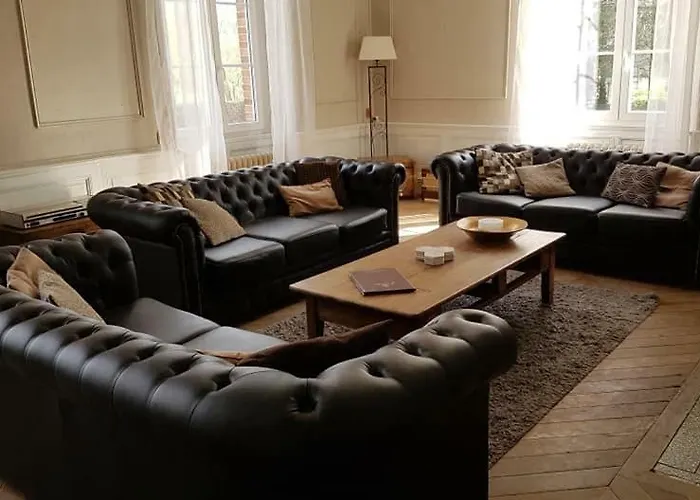 Chateau De Bed & Breakfast 3*